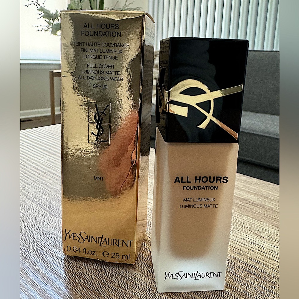 New YSL ALL HOURS FOUNDATION in MN1, MN4